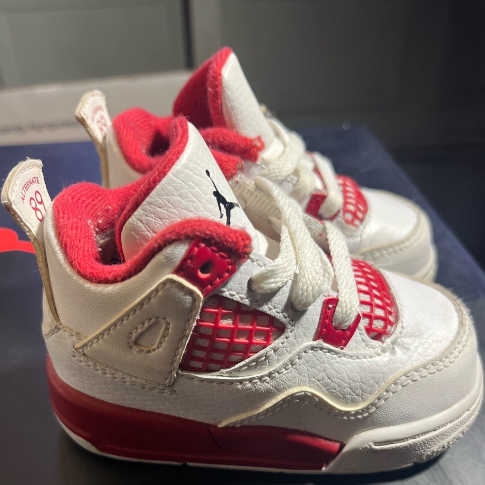Jordan 4 retro toddler size 4c